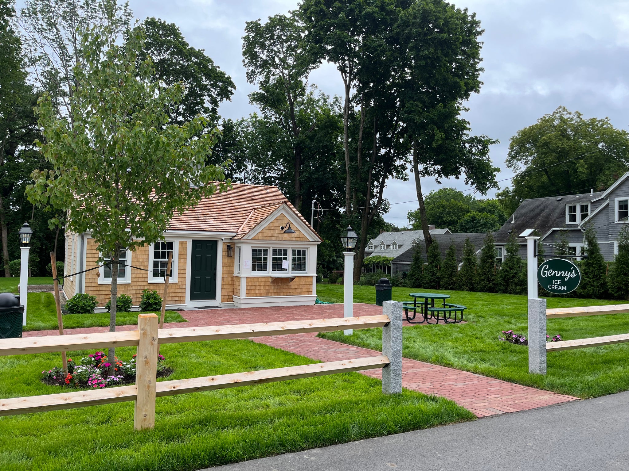 Marshfield Hills General Store